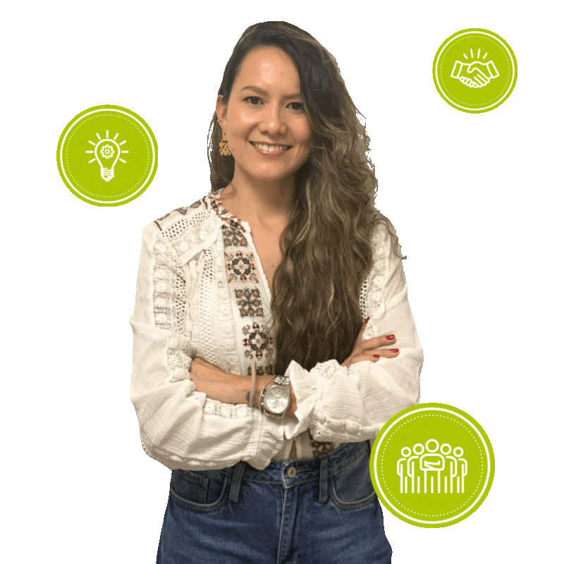 Mujer con iconos del servicio inspiración estratégica para empresas